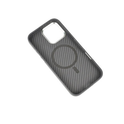 Vỏ điện thoại bằng sợi magnetic Aramid mỏng 0,8mm 16g cho iPhone 16 Pro với tiêm bên và nắp đầy đủ
