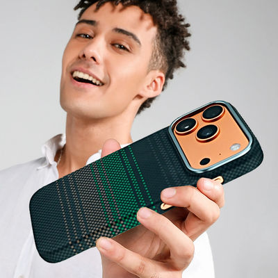 Green Color Customized Pattern Aramid Carbon Fiber Mobile Cover for iPhone 17 Pro